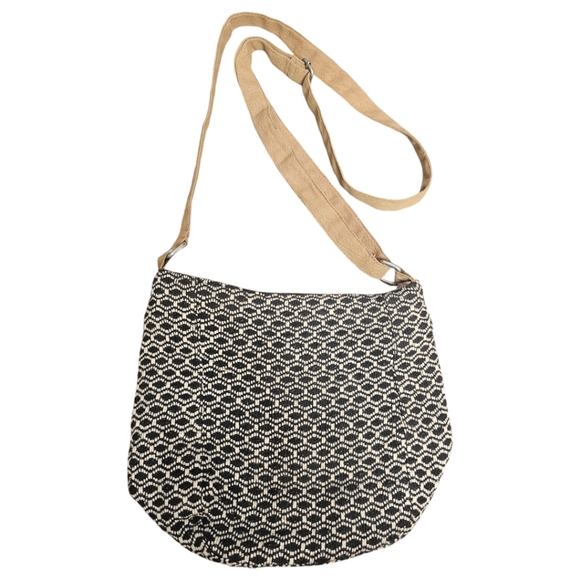 Roxy Boho Woven Crossbody - Picture 4 of 5